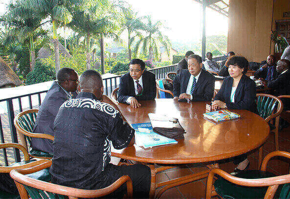 Company leader Cuihong Chen accompanied the government delegation to Uganda, Tanzania and other African countries for project docking negotiations